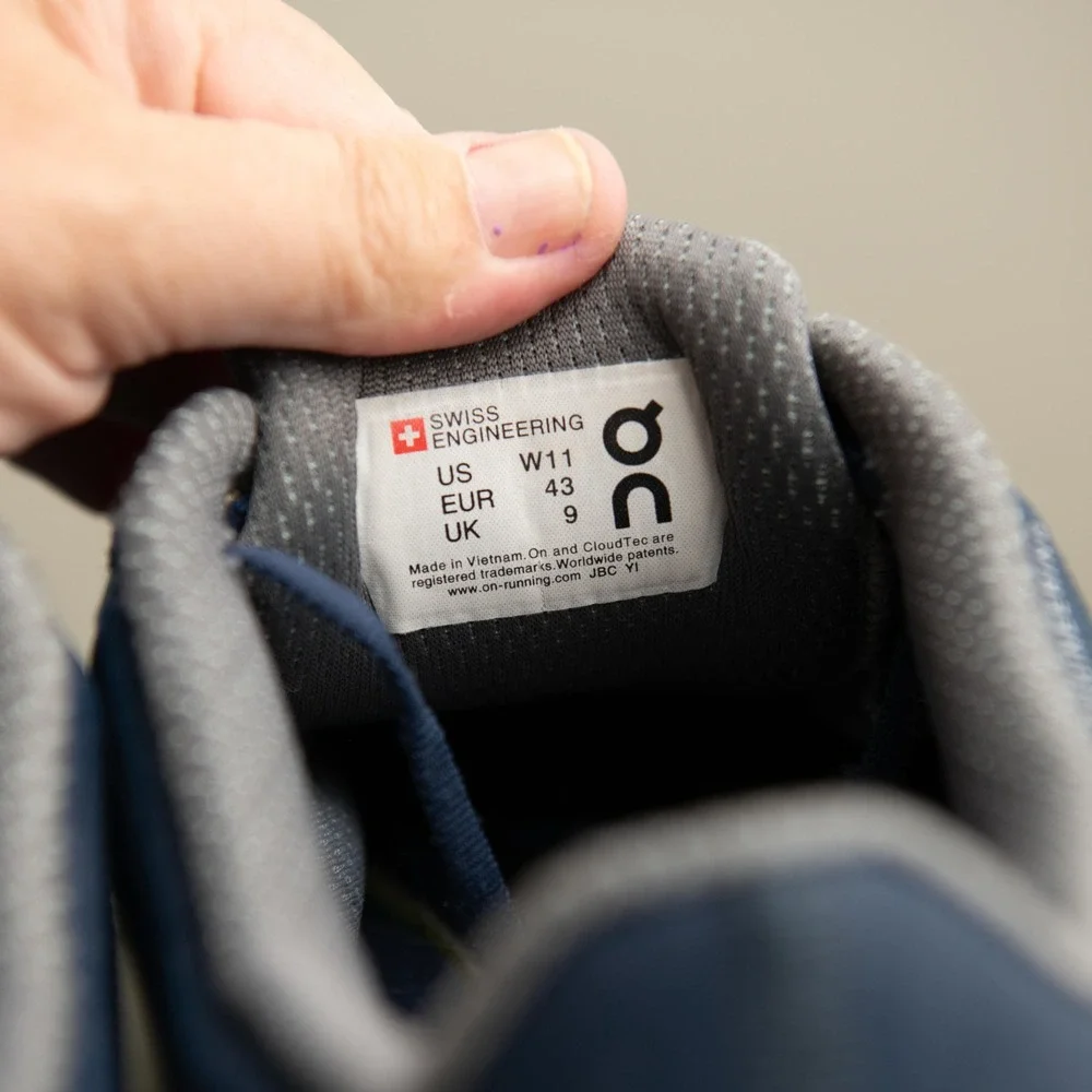 On Cloudflyer W11/M9.5 Blue Teal Running Shoes Sneakers Athleisure Performance